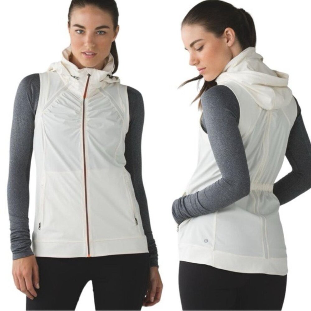 Lululemon Go The Distance White Running Vest Gilet with Hood Size 2